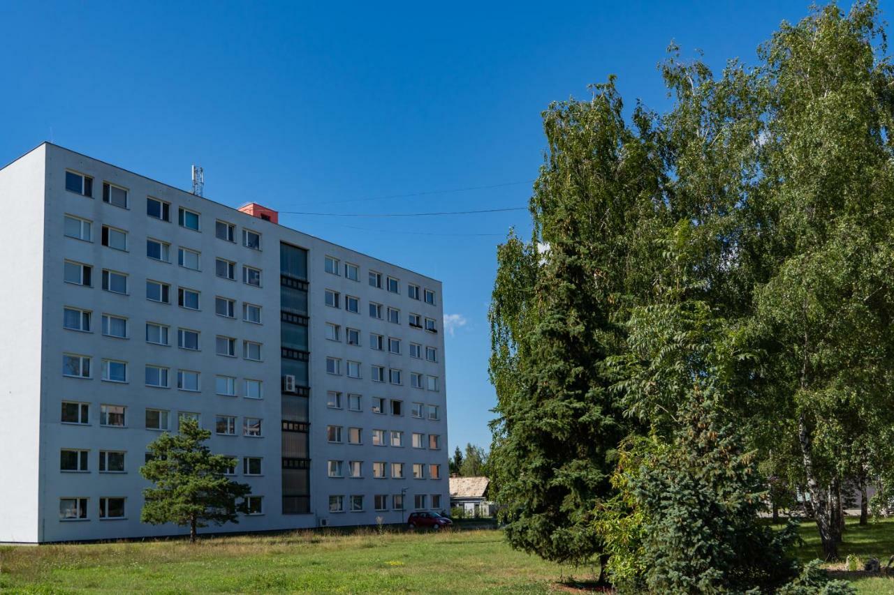 Utulny Apartman S Peknym Vyhladom Na Hory Appartement Martin Buitenkant foto